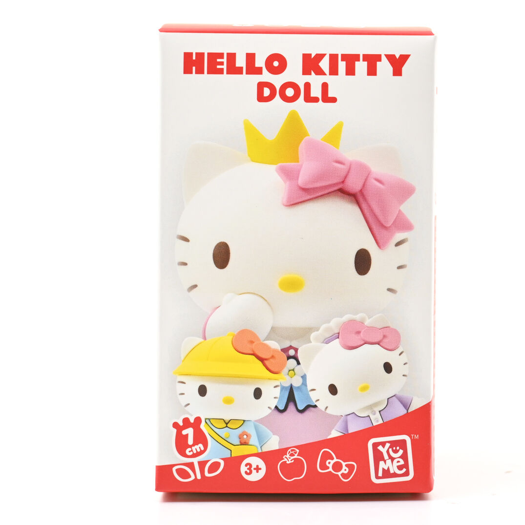 Hello Kitty Dressed Figure 7cm